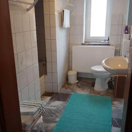 Ruhiges Ferienhaus Mit Viel Platz Masserberg Exterior foto